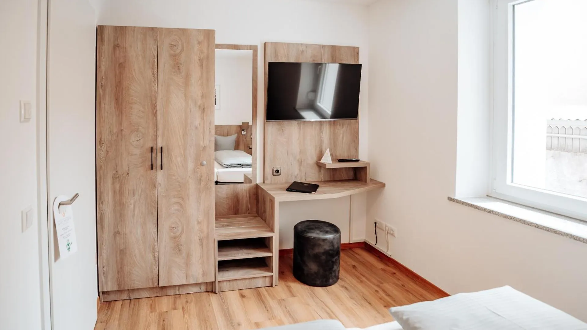 Boardinghouse Victory Apart otel Augsburg 0*,