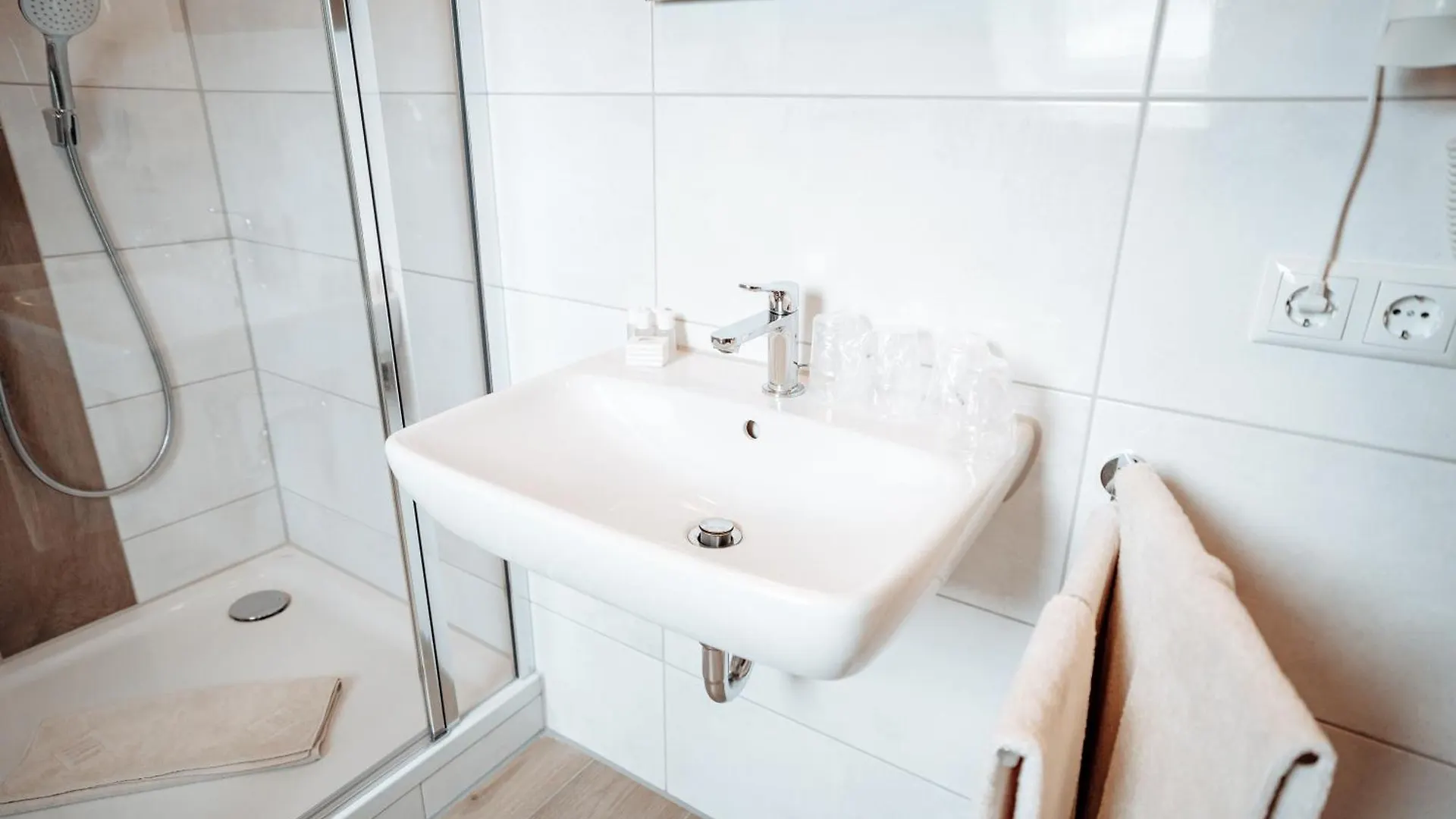 Boardinghouse Victory Apart otel Augsburg